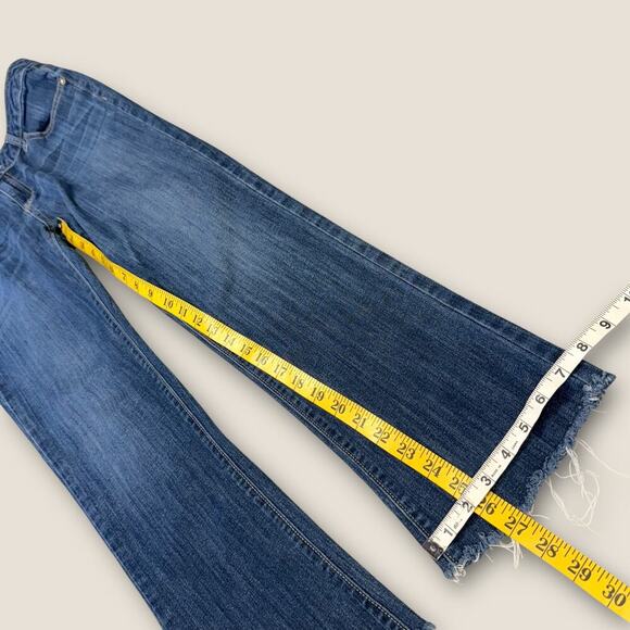 Simply Vera Wang Bootcut Stretch Mid Rise Blue Wash Jeans Size 10 Cutoff Hem - Picture 11 of 12